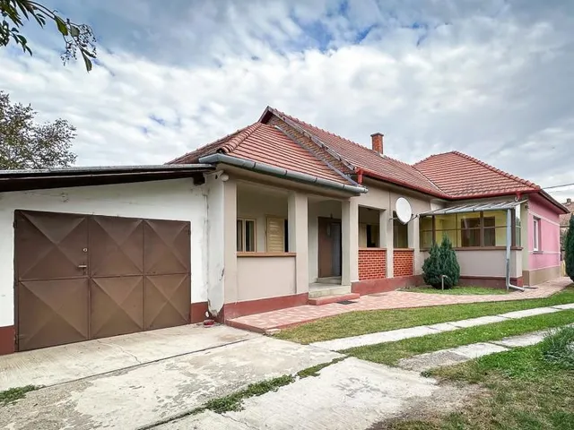 Eladó ház Tököl 120 nm