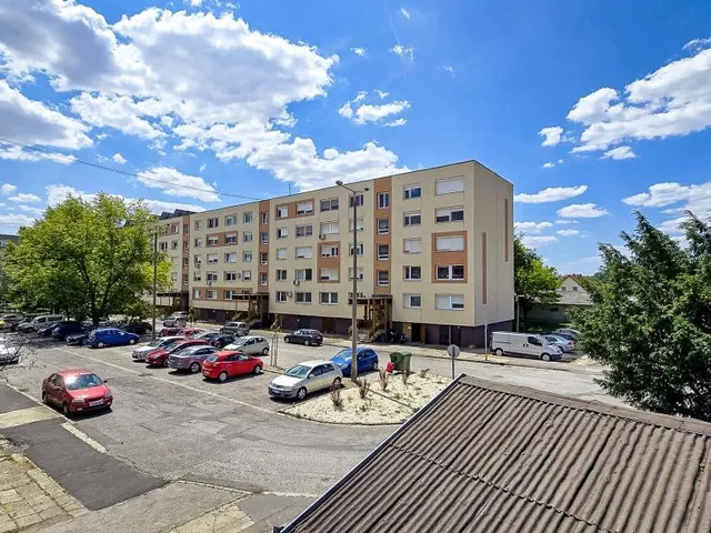 Eladó lakás Szigetszentmiklós 98 nm