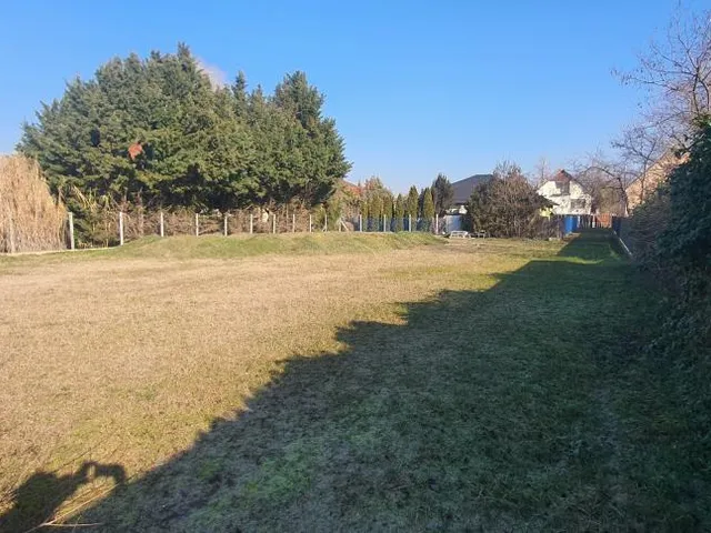 Eladó telek Dunavarsány 642 nm