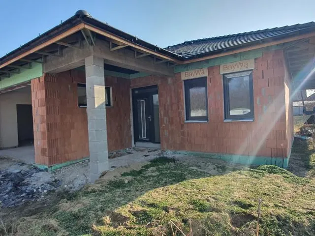 Eladó ház Nyáregyháza 232 nm