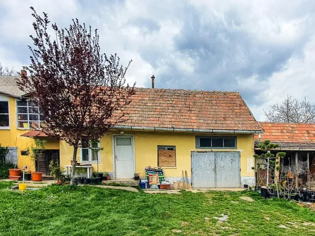 Eladó ház Karád 100 nm