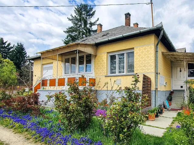 Eladó ház Karád 100 nm