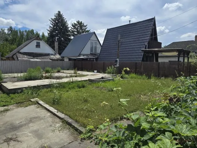 Eladó ház Tass 40 nm