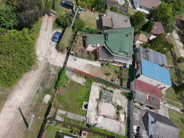 Eladó ház Tass 40 nm