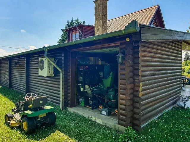 Eladó ház Velence 205 nm