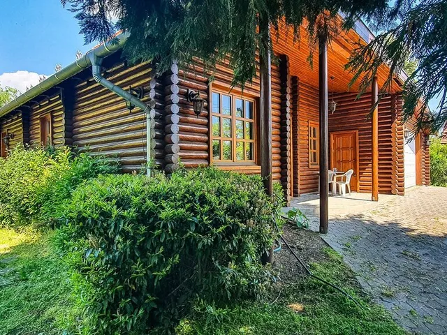 Eladó ház Velence 205 nm