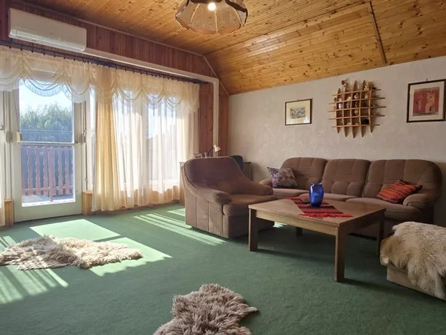 Eladó ház Nyáregyháza 267 nm