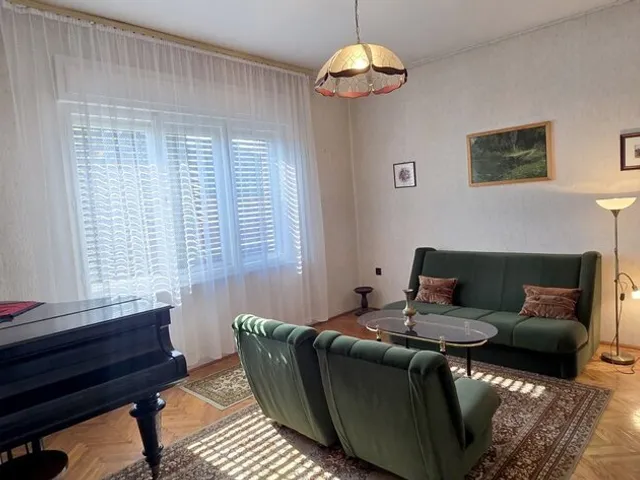 Eladó ház Nyáregyháza 267 nm