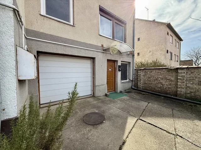 Eladó ház Aszód 150 nm