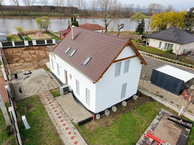 Eladó ház Őrbottyán 120 nm