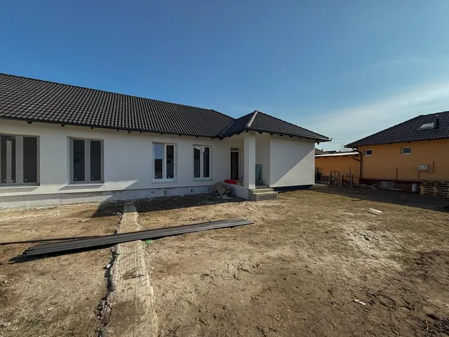 Eladó ház Monor 80 nm