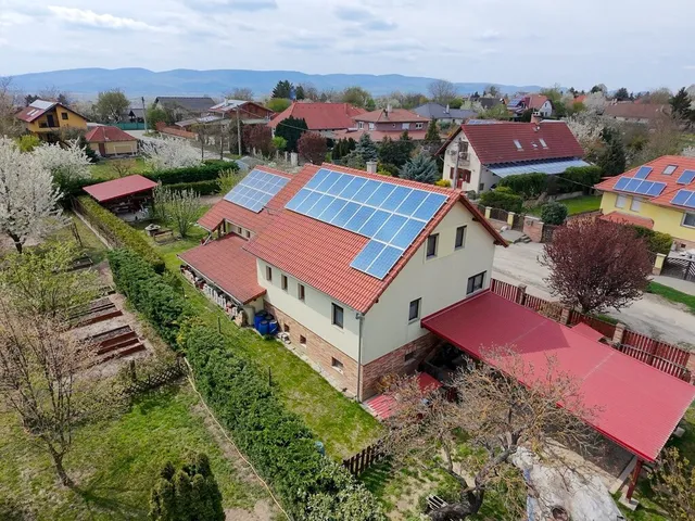 Eladó ház Vác 200 nm