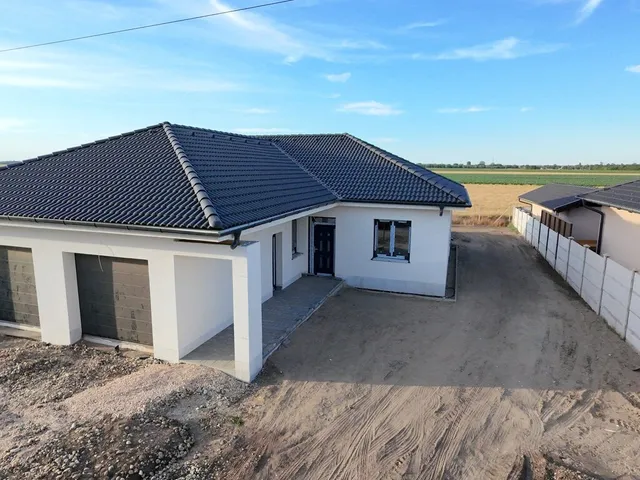 Eladó ház Nyáregyháza 111 nm