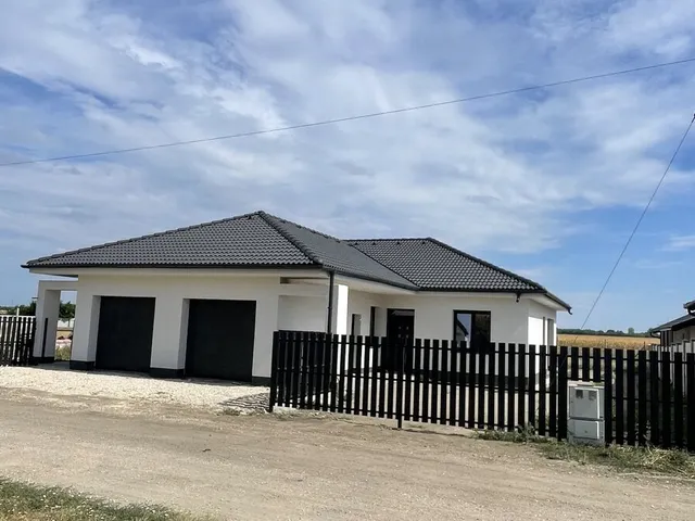 Eladó ház Nyáregyháza 111 nm