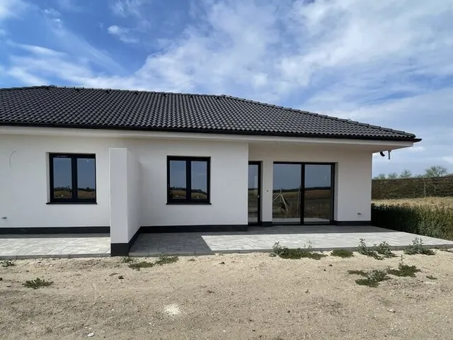 Eladó ház Nyáregyháza 111 nm