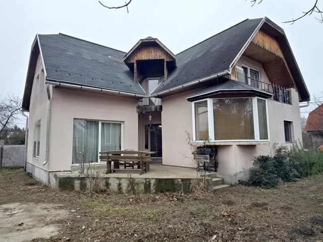Eladó ház Szigetszentmiklós 180 nm