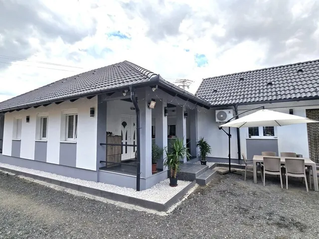 Eladó ház Gyömrő 164 nm