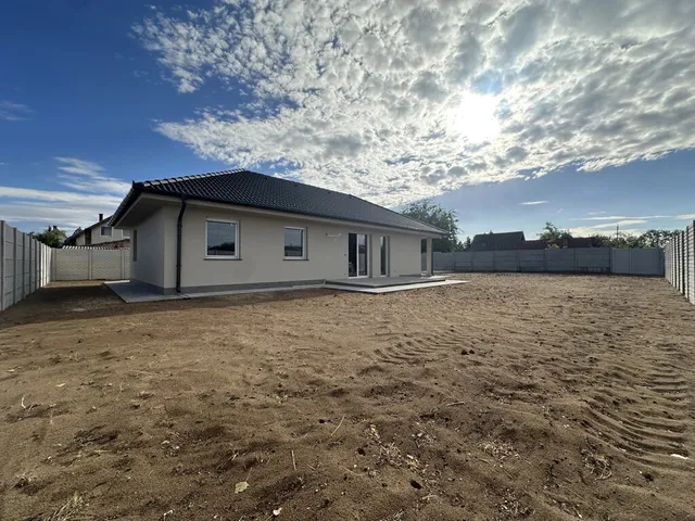 Eladó ház Gyál 128 nm