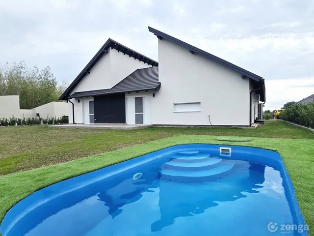 Eladó ház Dunaharaszti 250 nm