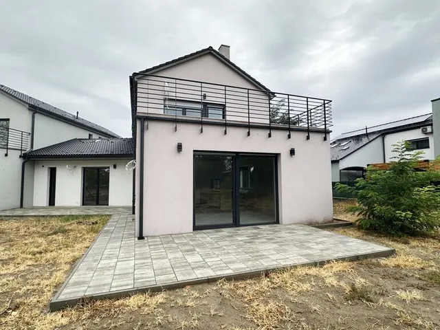 Eladó ház Dunavarsány 212 nm