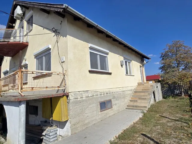 Eladó ház Dunaharaszti 200 nm