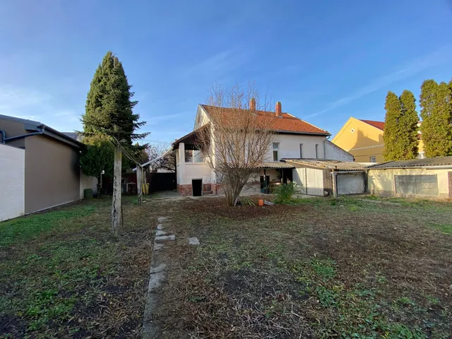 Eladó ház Szeged, Rókus, Rohonci utca 82 nm