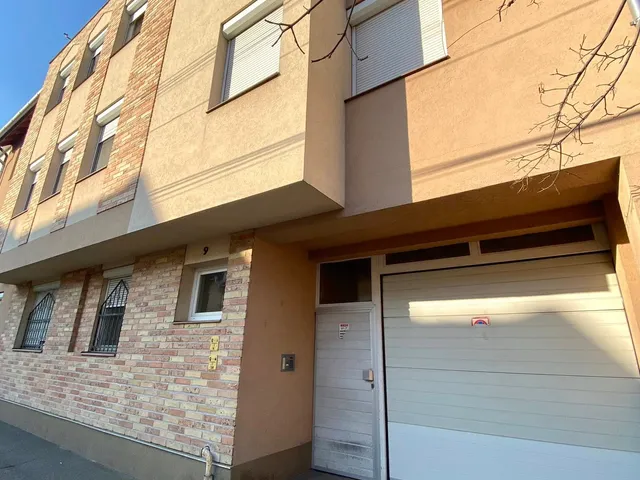 Eladó lakás Szeged, Rókus 38 nm