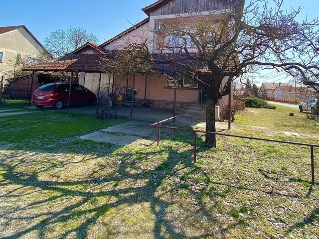 Eladó ház Ruzsa 200 nm