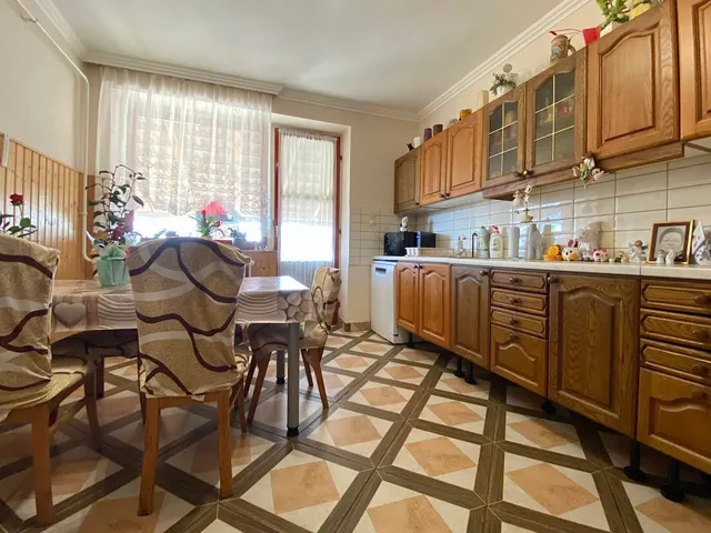 Eladó ház Ruzsa 200 nm