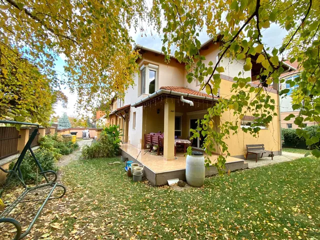 Eladó lakás Szeged, Újszeged 69 nm