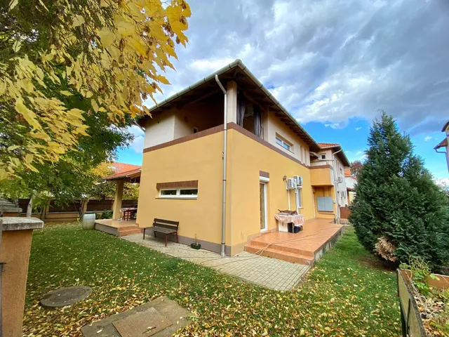 Eladó lakás Szeged, Újszeged 69 nm