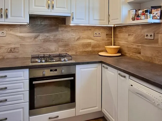 Eladó lakás Szeged, Tarján, Csörlő utca 47 nm