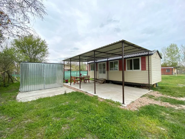 Eladó üdülő és hétvégi ház Szeged, Sziksós 24 nm