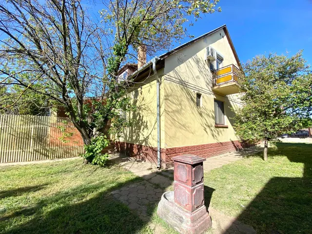 Eladó ház Szeged, Kiskundorozsma 136 nm