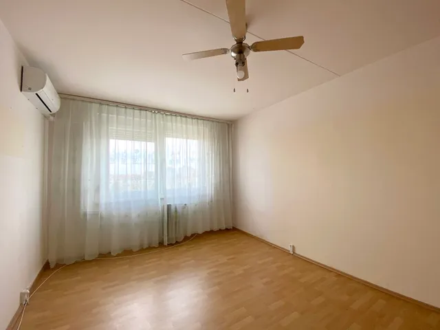 Eladó lakás Szeged, Makkosház, Gyöngyvirág utca 60 nm
