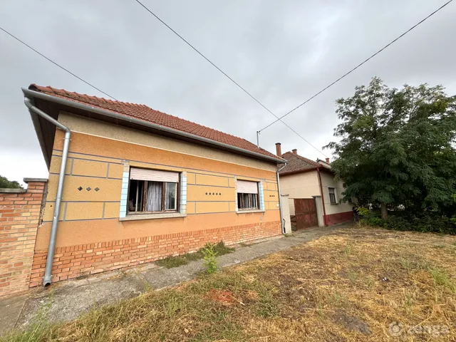 Eladó ház Sándorfalva 95 nm