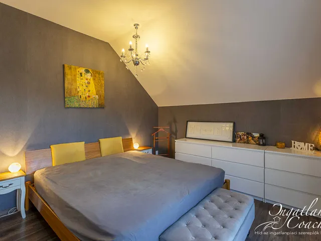 Eladó ház Budapest IV. kerület, Istvántelek 239 nm