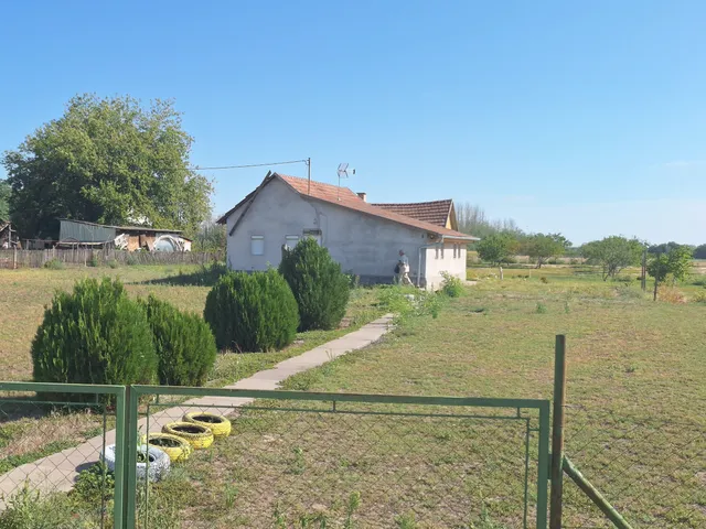Eladó mezőgazdasági ingatlan Ruzsa 91 nm