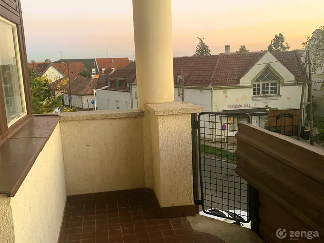 Eladó lakás Kiskőrös, Városközpont 58 nm