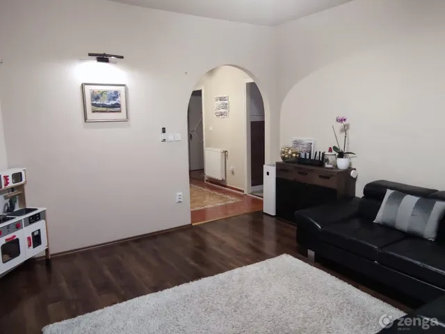 Eladó lakás Debrecen, Vargakert 103 nm
