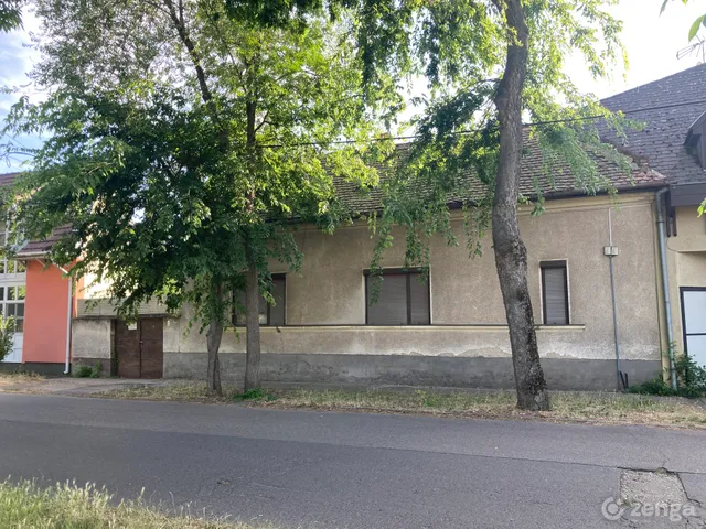 Eladó ház Debrecen, Nagyerdő 100 nm