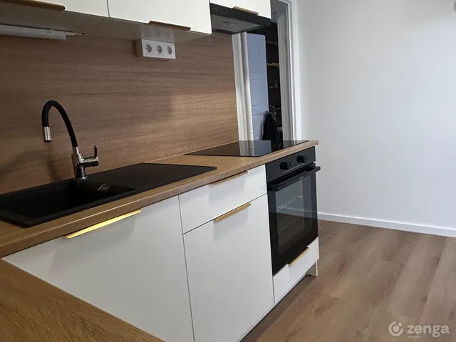 Eladó lakás Pécs, Kertváros 63 nm