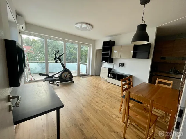 Kiadó lakás Székesfehérvár, Belváros 69 nm