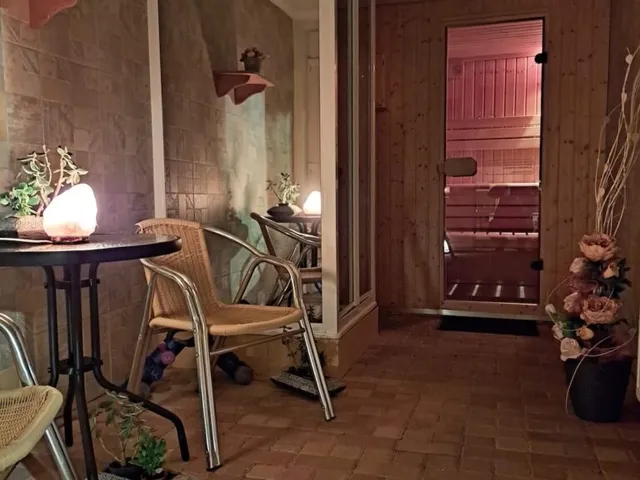 Eladó kereskedelmi és ipari ingatlan Gyula, Nagyrománváros 163 nm