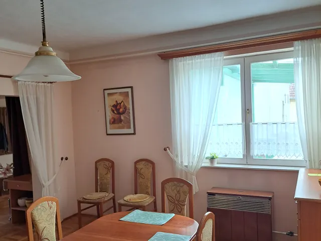 Eladó ház Békéscsaba, Nyugati kertváros 140 nm