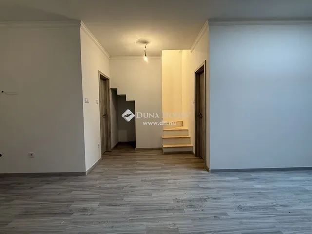 Eladó lakás Budapest XX. kerület, Pacsirtatelep 80 nm