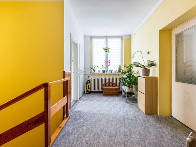 Eladó ház Budapest X. kerület 216 nm