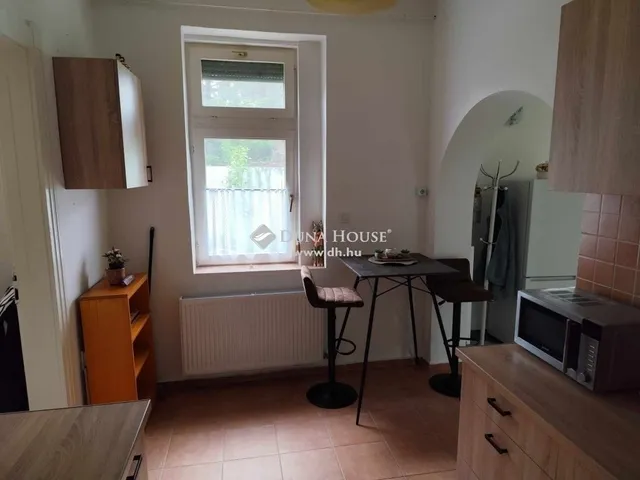 Eladó ház Budapest XV. kerület 70 nm