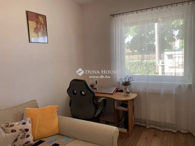 Eladó ház Budapest XVI. kerület 64 nm