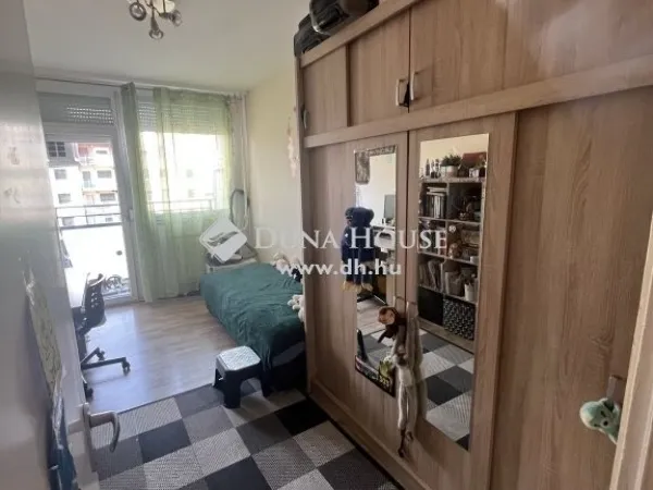 Eladó lakás Budapest X. kerület 50 nm